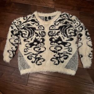 Boutique BKE sweater